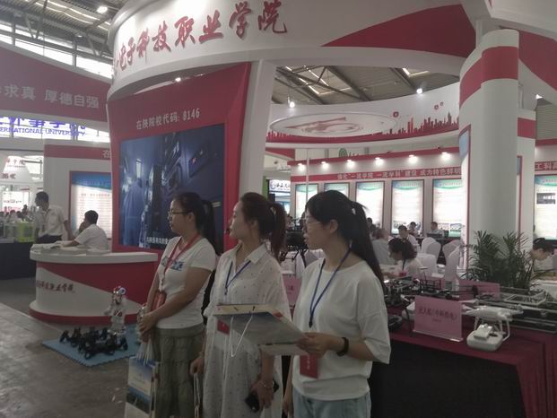 1532858510913177.jpg 调整大小 照片 415.jpg